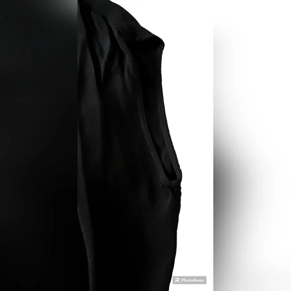 Loft sleeveless black top - Picture 3 of 4